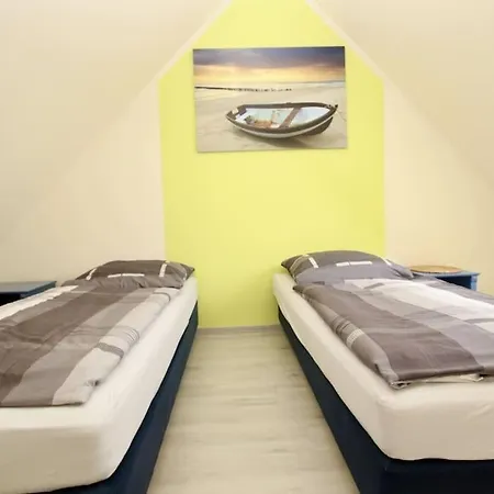 Apartment Du Wohnst Auf 2 Etagen Schonberg in Holstein