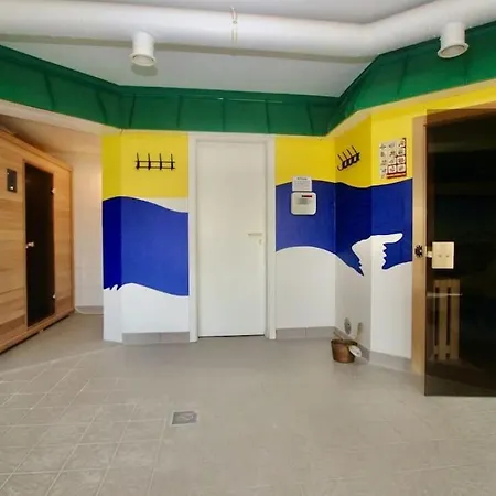 Du Wohnst Auf 2 Etagen Apartment Schonberg in Holstein